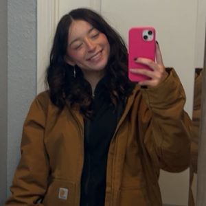 Meet your Posher, Emery